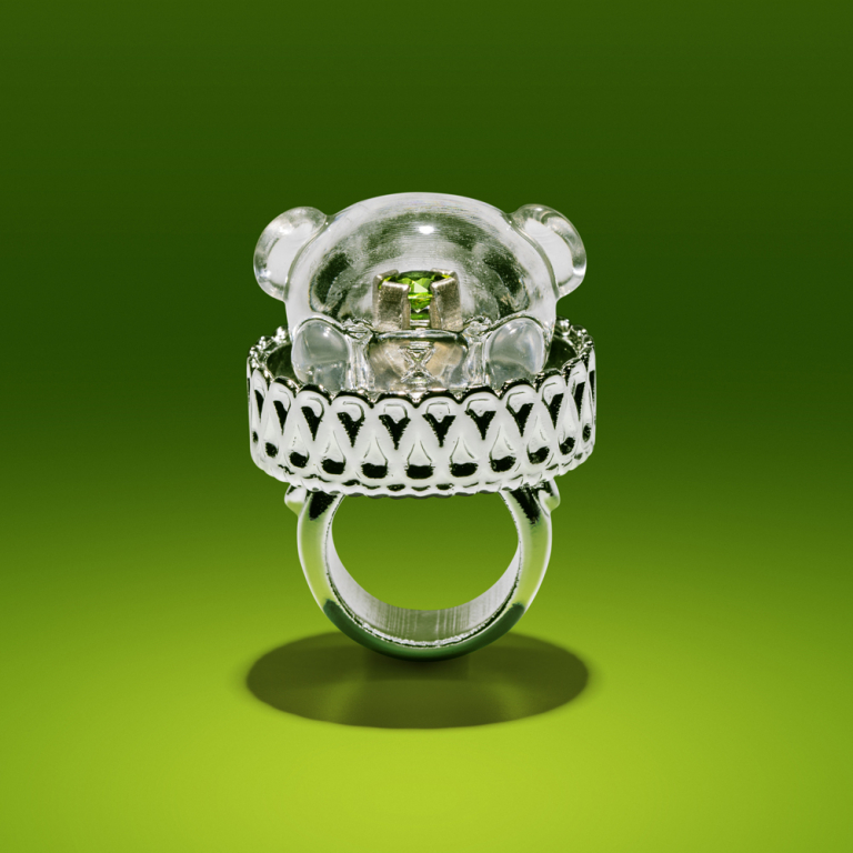 珠宝专业学生朱倩颖设计的戒指